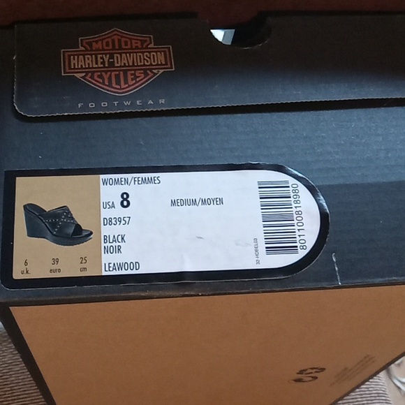 Harley-Davidson Black Studded Sandals - Picture 9 of 9